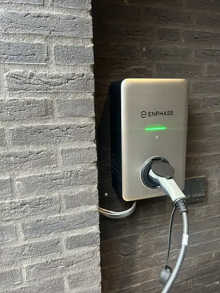 Enphase EV charger 2 Flexphase 7.4 kW / 22 kW